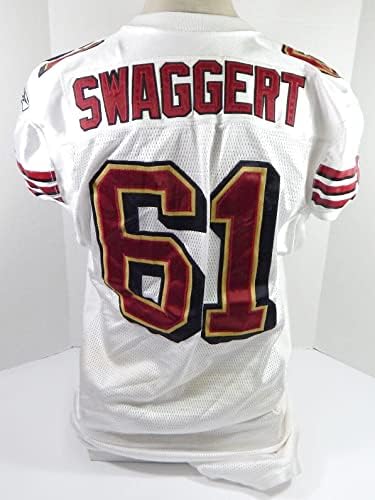 2004-ben a San Francisco 49ers Brent Swaggert 61 Játékban Használt Fehér Jersey 48 DP28726 - Aláíratlan NFL Játék Használt